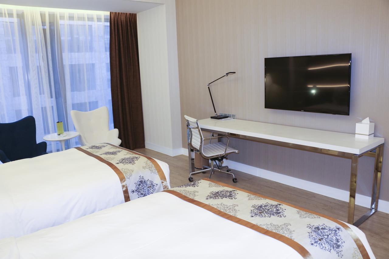 ซานยา ฟีนิกซ์ แอร์พอร์ต โฮเต็ล Hotel ซานย่า ภายนอก รูปภาพ